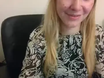 Chaturbate Sex Chat of artsyandcraftsy_