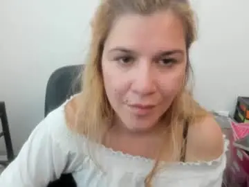Chaturbate Adult Video Chat of artsyandcraftsy_