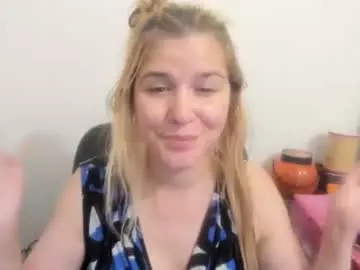 Chaturbate Adult Video Chat of artsyandcraftsy_