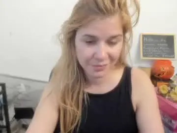 Chaturbate Watch Live Sex Cams of artsyandcraftsy_