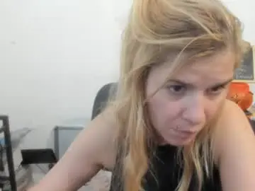 Chaturbate Best live sex cam show of artsyandcraftsy_