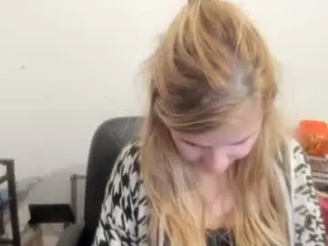 Chaturbate Adult Video Chat of artsyandcraftsy_