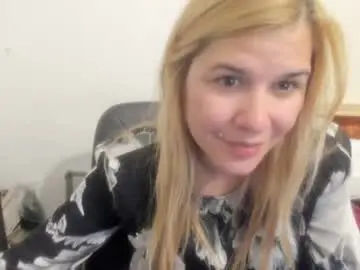Chaturbate Sex Chat of artsyandcraftsy_