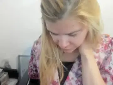 Chaturbate Sex Chat of artsyandcraftsy_