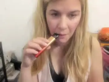 Chaturbate Nude Webcam of artsyandcraftsy_