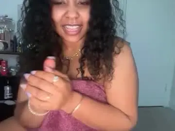 Chaturbate Adult Video Chat of yourmommysilk