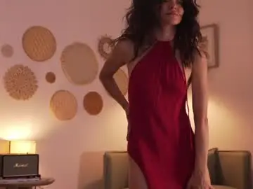 Chaturbate Live Sex Cam of ellelure_