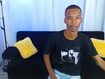 Chaturbate Free Live Porn of gusy_18