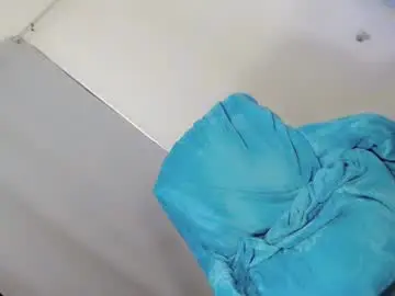 Chaturbate Watch Live Sex Cams of petite_lily69