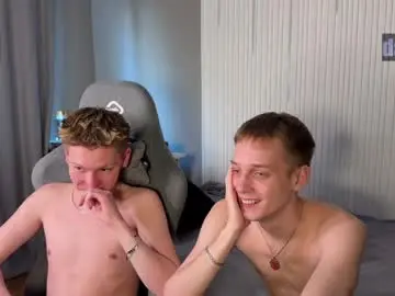 Chaturbate Live Sex Cam of sky_hunter