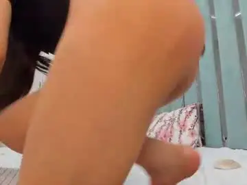 Chaturbate Nude Webcam of vivianmiller_