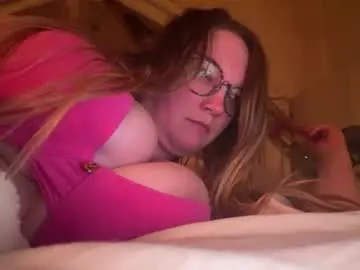 Chaturbate Free Porn Cam of x_dreamgirl_x