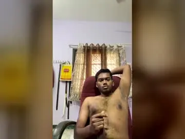 Chaturbate Sex Cam of hottamilguy01