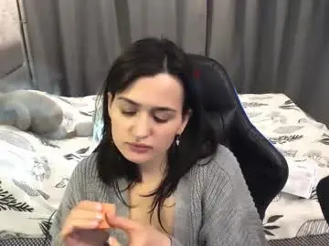 Chaturbate Free Live Porn of kira_yammy