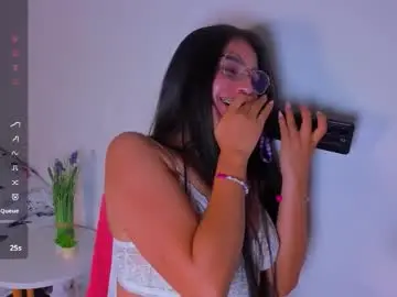 Chaturbate Live Sex Cam of latin_gabby