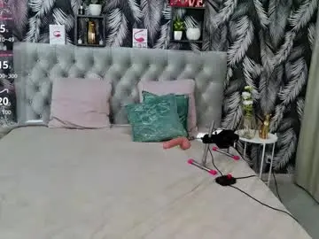 Chaturbate Live Sex Cam of nicollexpeach