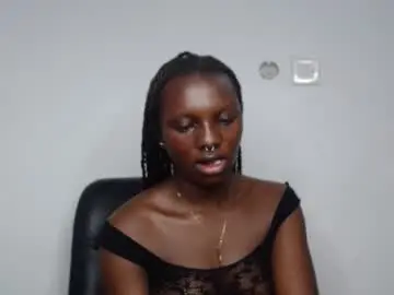 Chaturbate Live Sex of black_choco13