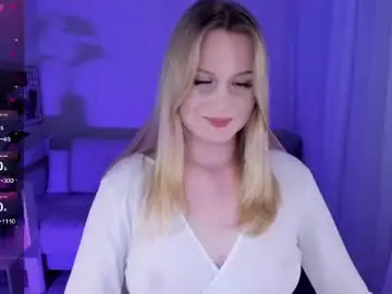 Chaturbate Free Porn Cam of honey_blondee