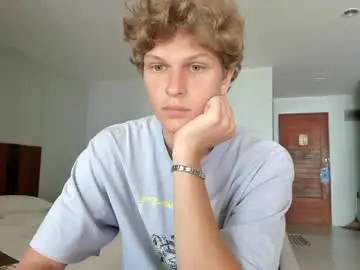 Chaturbate Adult Webcams of maxim_burn