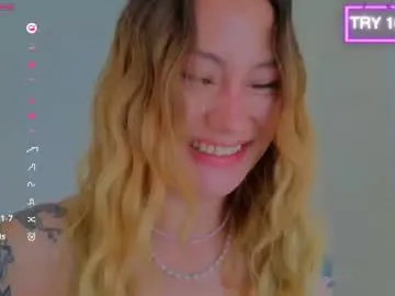 Chaturbate Adult Video Chat of strawberrypie99