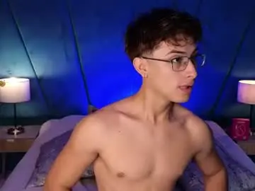 Chaturbate Live Porn of aaron_eze