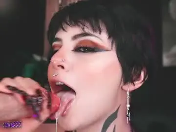 Chaturbate Free Live Porn of abril__colen