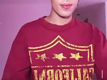 Chaturbate Live Sex Cam of erisleon