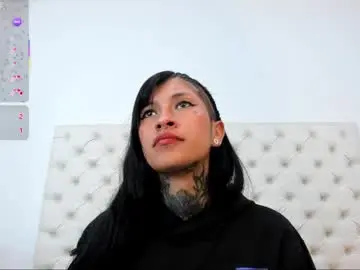 Chaturbate Free Porn Cam of esmeralda_06