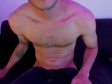 Chaturbate Free Porn Cam of henrik_senn