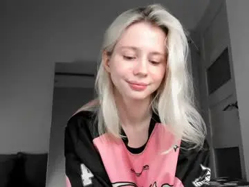 Chaturbate Live Porn of hi_popsy