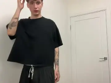 Chaturbate Free Porn Cam of kevin_martin8