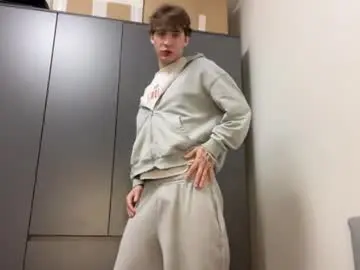 Chaturbate Free Live Porn of kevin_martin8