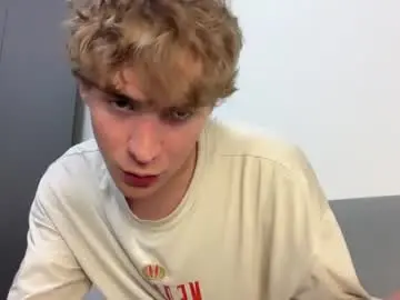 Chaturbate Sex Cam of kevin_martin8