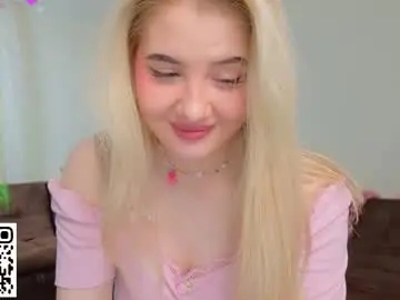 Chaturbate Live Sex of oliviabr0wn