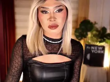 Chaturbate Live Sex Cam of tiara_perezx