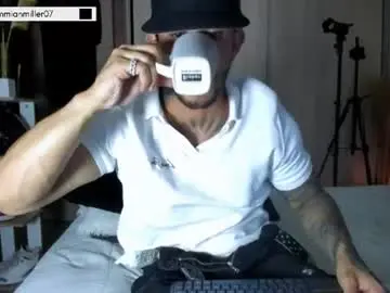 Chaturbate Free Porn Cam of dammianmilleroficial