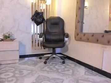 Chaturbate Free Live Porn of ariagh_