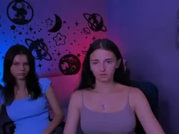 Chaturbate Free Porn Cam of caroline_honeyy
