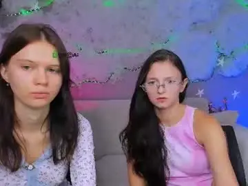 Chaturbate Nude Webcam of caroline_honeyy