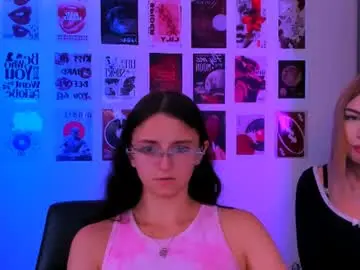 Chaturbate Best live sex cam show of caroline_honeyy