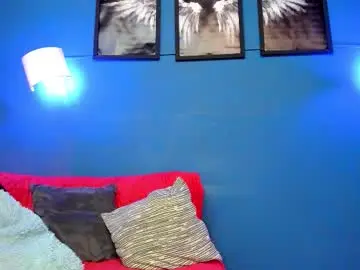 Chaturbate Live Sex Cam of sky_rivers