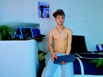 Chaturbate Live Porn of twink_sebas_