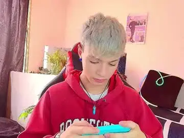 Chaturbate Watch Live Sex Cams of twink_sebas_