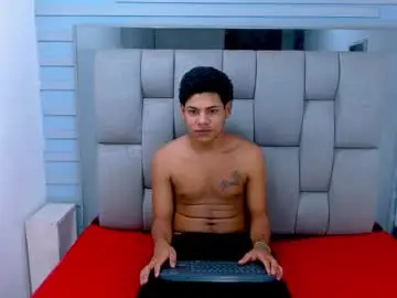 Chaturbate Nude Webcam of yordi_alpha