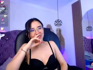 Chaturbate Watch Live Sex Cams of amara_davis1