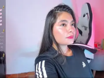 Chaturbate Live Sex Cam of aylenmiller_