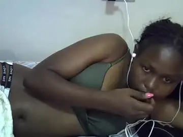 Chaturbate Best live sex cam show of sweet_aggy