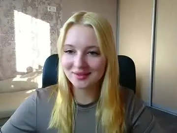 Chaturbate Live Sex Cam of _mila_la_