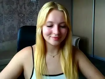Chaturbate Live Sex Cam of _mila_la_