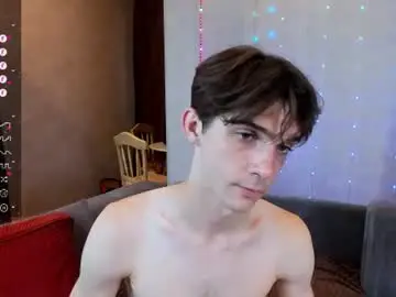 Chaturbate Free Live Porn of aaron_bang
